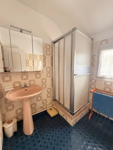 Maison de caractère en pierre, 134m², 4 chambres, Terrain de 2 668 m², proche des Trois Lacs 129 900 €