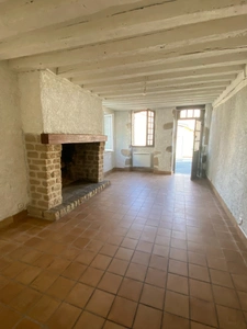 Maison de ville en pierre à rénover, 54m², 19 500 €