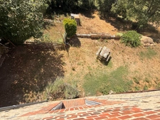 EN EXCLUSIVITE ! Authentique bâtisse en pierre 93m², sur près d'un hectare de terrain bordé par la rivière 79 900 €