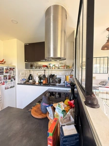 Pavillon de 68m² 2 chambres avec vue exceptionnelle sur vallée et chateau de Puyguillon 2998m² de terrain 117 500€