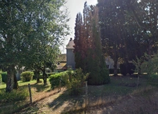 Maison en pierre de 151m2, mitoyenne, 4 chambres avec dépendance, terrain 1524m² 68 000 €