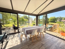 Pavillon sur sous sol de 170m², 5 chambres, piscine sur terrain de 2000m² 197 000 €