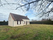 Pavillon de plain pied, 2 chambres, avec dépendances, sur 5425m² de terrain 85 500 €