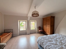 Maison de caractère en pierre, 134m², 4 chambres, Terrain de 2 668 m², proche des Trois Lacs 129 900 €