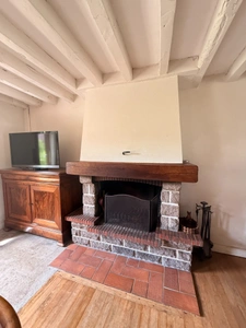 Maison de caractère en pierre, 134m², 4 chambres, Terrain de 2 668 m², proche des Trois Lacs 129 900 €