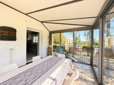 Pavillon sur sous sol de 170m², 5 chambres, piscine sur terrain de 2000m² 197 000 €
