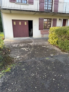 Pavillon de 155m², 5 chambres avec possibilité de 2 appartements indépendants sur terrain de 1527m² 138 000 €