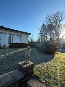 Maison en pierre 158m², 5 chambres, avec garage sur parc arboré de 5193m² 249 000 €