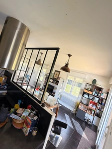 Pavillon de 68m² 2 chambres avec vue exceptionnelle sur vallée et chateau de Puyguillon 2998m² de terrain 117 500€