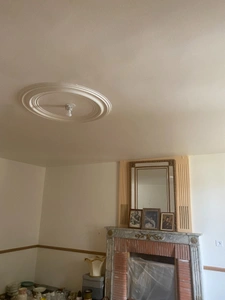 Demeure de 284m², 11 pièces, 7 chambres avec 600m² de dépendances, terrain de 2200m² 211 000 €