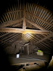 Maison de caractère en pierre, 121 m², 5 chambres avec belles dépendances sur 6 688 m² de terrain 148 500 €