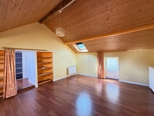 En exclusivite ! Maison de village, 300m², 10 chambres avec dépendances sur 3489m² de terrain 178 500 €
