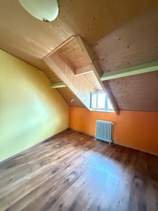 En exclusivite ! Maison de village, 300m², 10 chambres avec dépendances sur 3489m² de terrain 178 500 €