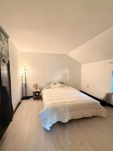EN EXCLUSIVITE ! Maison en pierres de 141m², 3 chambres, garage double sur terrain de 1633m² 139 900 €