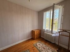 EN EXCLUSIVITE ! Pavillon de 95m² surélevé sur sous sol, rénové, sur terrain de 562m² 117 500 €