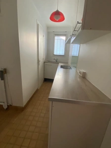 Maison de ville en pierre à rénover, 54m², 19 500 €