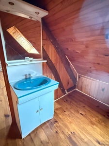Ensemble de 2 maisons mitoyennes en pierre 209m² + grange, terrain 2000m² 79 500 €