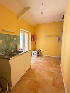 En exclusivite ! Maison de village, 300m², 10 chambres avec dépendances sur 3489m² de terrain 178 500 €
