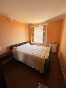 Maison en pierre de 126m², 4 chambres, avec grange 65 000 €
