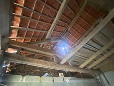 Maison en pierre entièrement rénovée, 95m², avec dépendances, terrain de 1154m² 148 000 €
