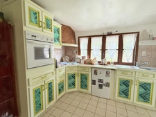  Longère en pierre 90m², sur terrain de 2379m² 69 990 €