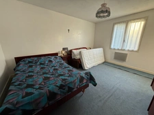 Pavillon de 155m², 5 chambres avec possibilité de 2 appartements indépendants sur terrain de 1527m² 138 000 €