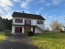 Pavillon de 155m², 5 chambres avec possibilité de 2 appartements indépendants sur terrain de 1527m² 138 000 €