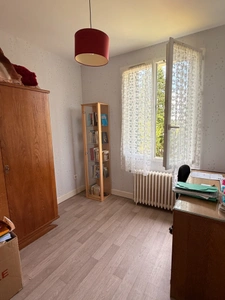 EN EXCLUSIVITE ! Pavillon de 95m² surélevé sur sous sol, rénové, sur terrain de 562m² 117 500 €