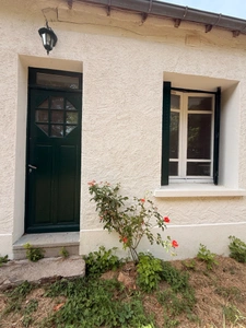 EN EXCLUSIVITE ! Charmante maison de plain pied 97m², 3 chambres, sur 1,2ha de terrain 107 000 €