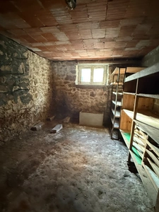 Pavillon de 117m² sur sous sol, 3 chambres avec possibilité d'agrandissement, terrain de 1733m2 109 500 €