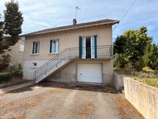 EN EXCLUSIVITE ! Pavillon de 95m² surélevé sur sous sol, rénové, sur terrain de 562m² 117 500 €