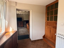 Maison de caractère en pierre, 134m², 4 chambres, Terrain de 2 668 m², proche des Trois Lacs 129 900 €