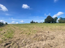 EN EXCLUSIVITE ! Corps de ferme avec maison d'habitation de 89m² sur terrain de 2hectares 2188m² 125 000 €