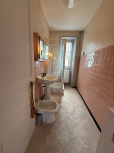  Manoir de 170m² avec son annexe de 50m² et ses dépendances sur terrain de 3 423m² 244 000 €
