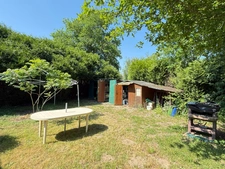 Habitations de loisirs mobil home et chalet sur terrain de 1080m² 29 500€