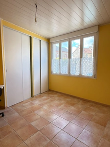 En exclusivite ! Maison de village, 300m², 10 chambres avec dépendances sur 3489m² de terrain 178 500 €