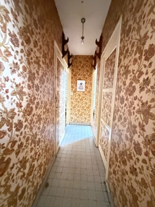 Pavillon élevé sur sous sol, 79m², 3 chambres sur 626m² de terrain 54 000 €
