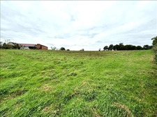 Terrain constructible 11 025m²  23 000 €