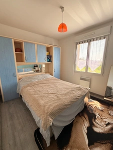 Pavillon de plain pied 136m², de 2012, 5 chambres, sur terrain de 1719m² 229 000 €
