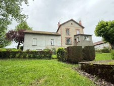 EN EXCLUSIVITE Maison 184m², 4 chambres avec dépendances sur 4396m² de terrain 149 900 €