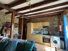  Manoir de 170m² avec son annexe de 50m² et ses dépendances sur terrain de 3 423m² 244 000 €