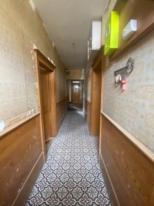 Demeure de 284m², 11 pièces, 7 chambres avec 600m² de dépendances, terrain de 2200m² 211 000 €