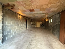 Pavillon de 117m² sur sous sol, 3 chambres avec possibilité d'agrandissement, terrain de 1733m2 109 500 €