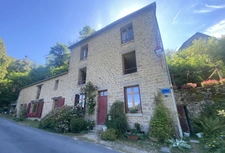 Magnifique batisse en pierre 265m², 6 chambres avec vue magnifique sur la rivière  179 000 €