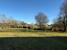 EN EXCLUSIVITE ! Maison en pierre, 88m², 2 chambres, sur 975m² de terrain 84 990 €