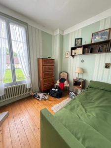 EN EXCLUSIVITE Maison 184m², 4 chambres avec dépendances sur 4396m² de terrain 178 900 €