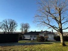 Maison en pierre 158m², 5 chambres, avec garage sur parc arboré de 5193m² 249 000 €