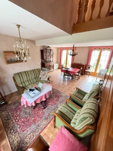 Pavillon surélevé sur sous sol, 96m², 3 chambres, sur terrain de 505m2, 97 900 €