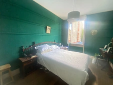 EN EXCLUSIVITE ! Maison de ville de caractère, 248m², 6 chambres, avec cour 153 500 €