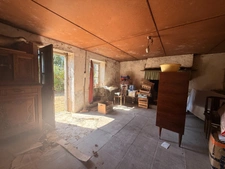 EN EXCLUSIVITE ! Charmante maison en pierre 60m² à rénover, Terrain de 900 m² 23 800 €